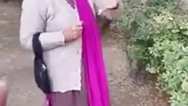 Latest Viral Oldman ROmance in park1