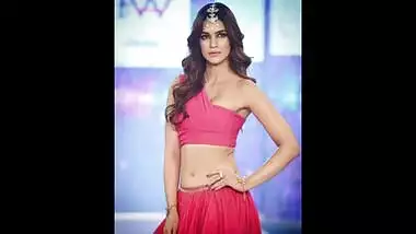 Kriti Sanon sex story