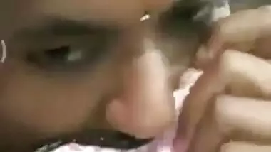 Mature bhabi showing on video call