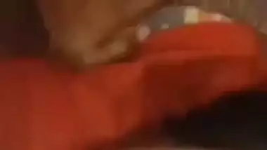 An 18-year-old virgin girl gets fuck in Delhi sex MMS