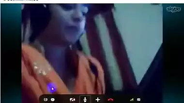 Big boobs NRI aunty exposed on skype