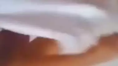 Beautiful Cute Lankan Gf Make Video For Lover With Talk