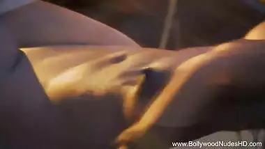 Lovely Bolly Babe Is Sexiness