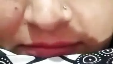 Man enjoys Pakistani video call sex with a milf from Karachi