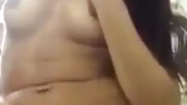 Super desi horny girl masturbating