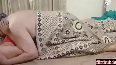 Ikumi Yamashita - Bahu Karti Rahi Or Tharki Sasur Fir Bhi Nhi Mana