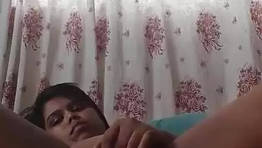 Today Exclusive- Horny Indian Wife Enjoy With Dildo Part 1