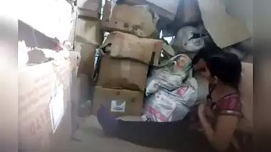 Naughty Desi Bhabhi Knows How To Get A Sex Discount