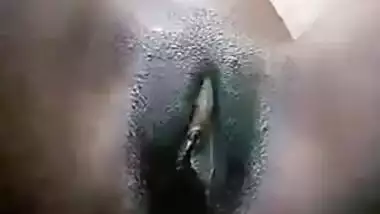 Horny Bengali College Girl Dildoing Her Pussy