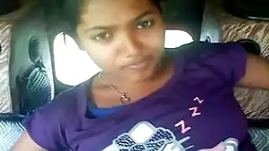 Deshi Gf In Auto Showing Boobs n pussy