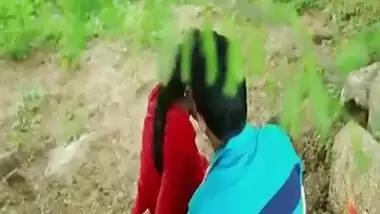 Pressing boobs of a hot Indian girl in the forest