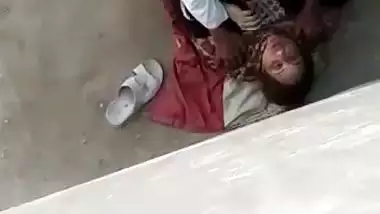 Sasur bahu xxx spy clip from Rajasthan