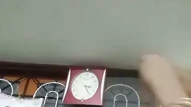 Tamil chubby wife boobs showing for secret lover viral MMS