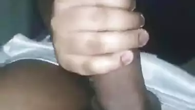 Desi Bhabi Midnight Blowjob
