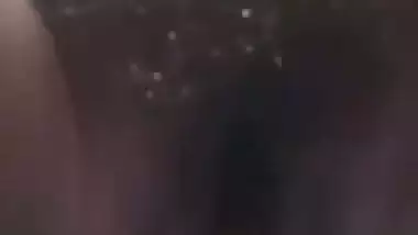 Mallu aunty showing hairy pussy to Facebook friend