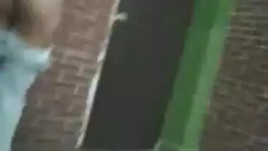 Northindian College Girl fucked by her BF in Campus