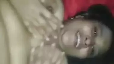 Mature bhabhi shaved pussy fucKing