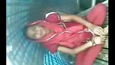 Bangladeshi girl outdoor sex scandal mms