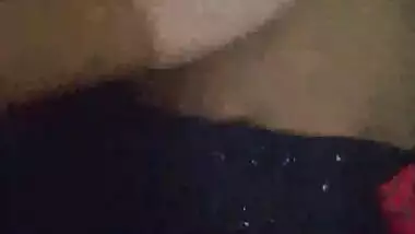 Desi Girl Shows her Boobs