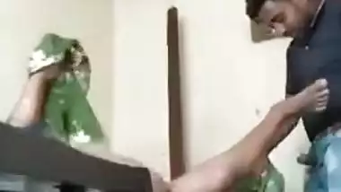 Desi Naukrani fuck in air video