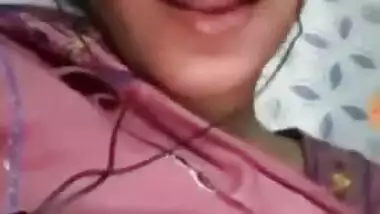 Indian girl with tattooed fingers exposes XXX boobies and masturbates