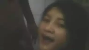 Sexy nepali college girl sex with classmate in bathroom