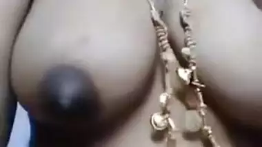 Mature tamil wife showing big boobies