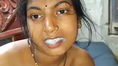 Cum pouring in mouth after heavy blowjob by village wife